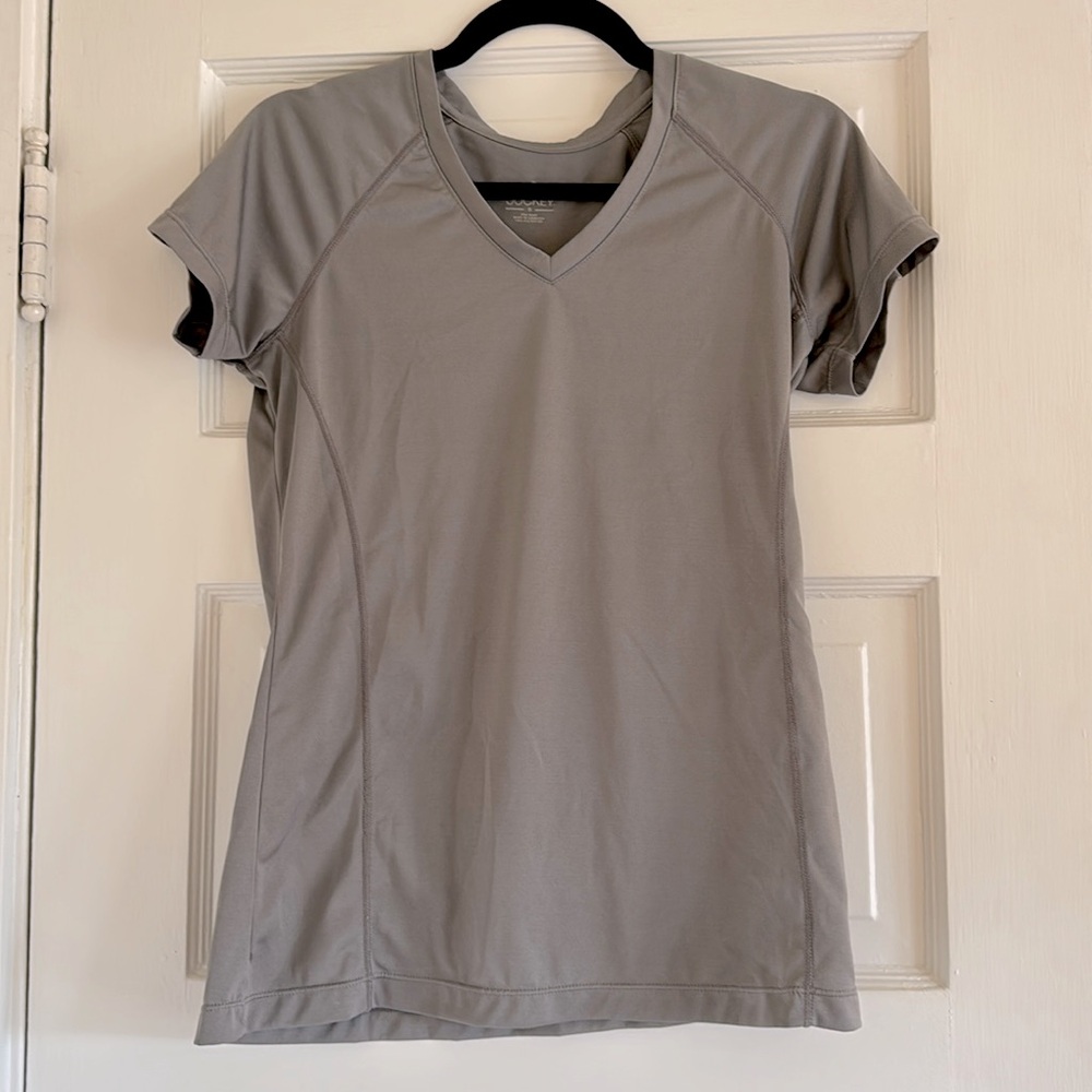 Jockey Women’s Slim Fit Workout Short Sleeve Top in Gray